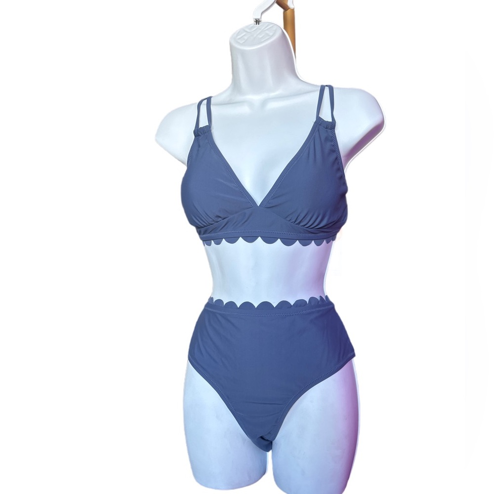 Blue Scalloped Bikini Set - Picture 2 of 5